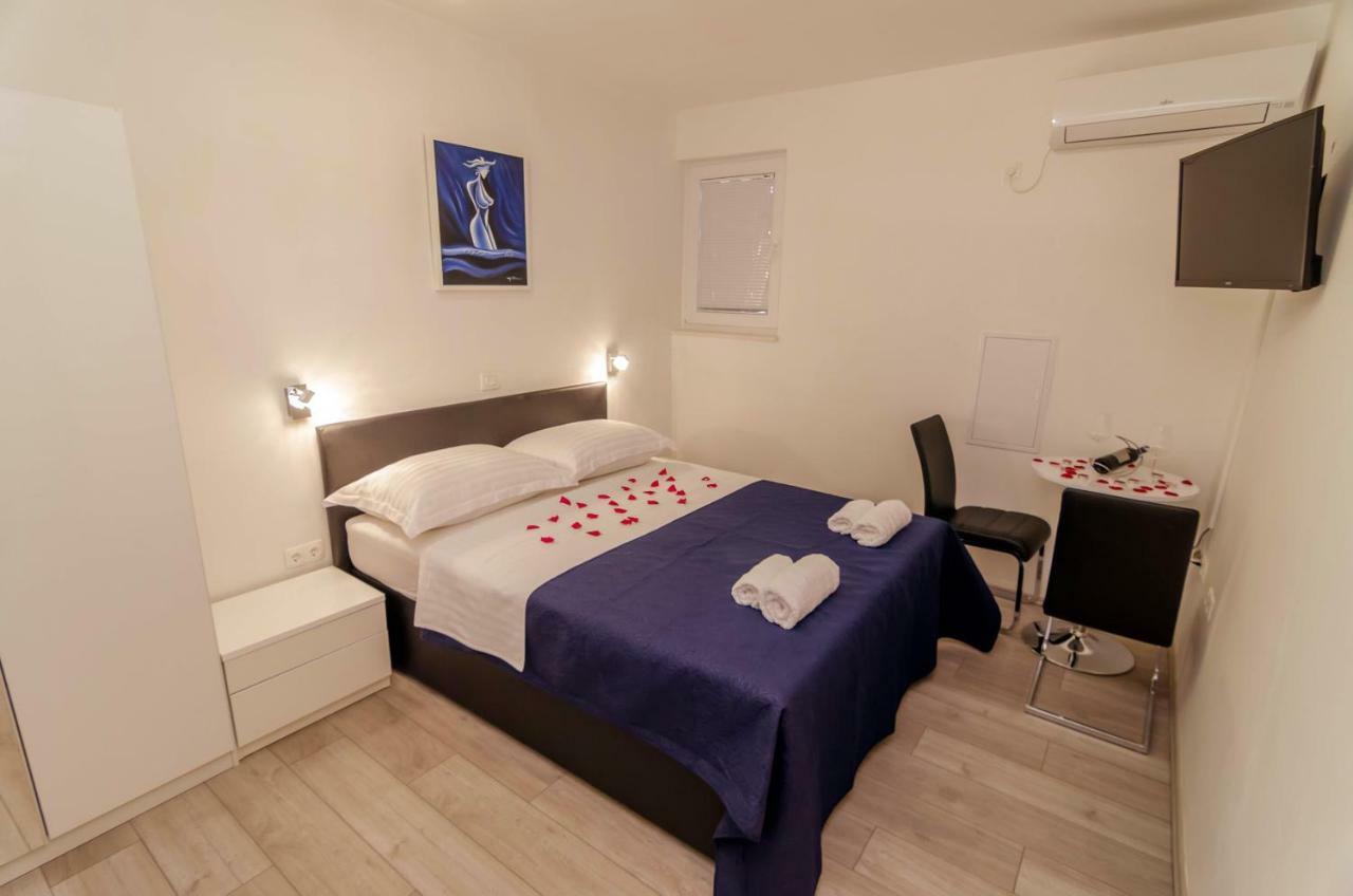 Apartments Silvia Zadar Exterior photo